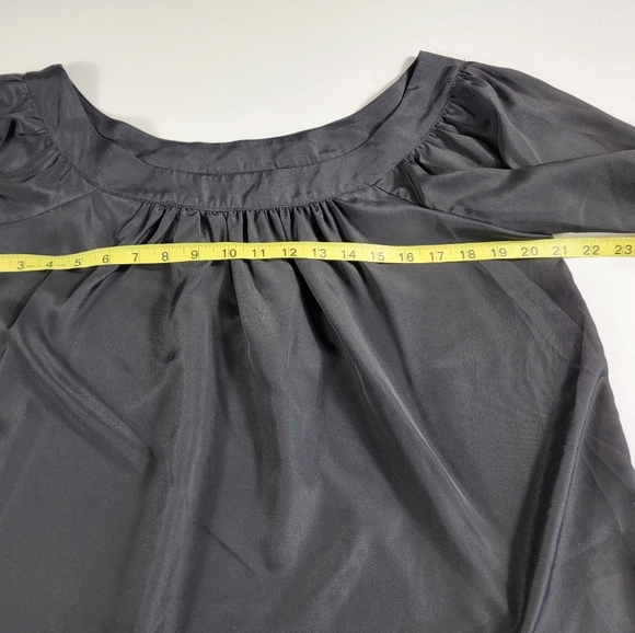 Maeve Anthropolgie off the shoulder Top Small over sized black silky blouse - Picture 8 of 9